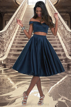 Load image into Gallery viewer, Bianca A-line Off the Shoulder Sweetheart Knee-Length Satin Homecoming Dress XXCP0020593